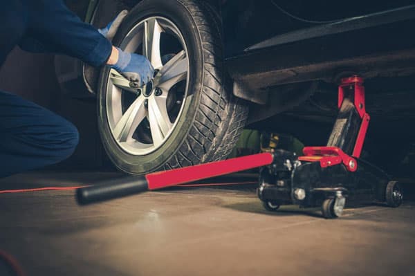 Tires: repairs, balancing & installations 